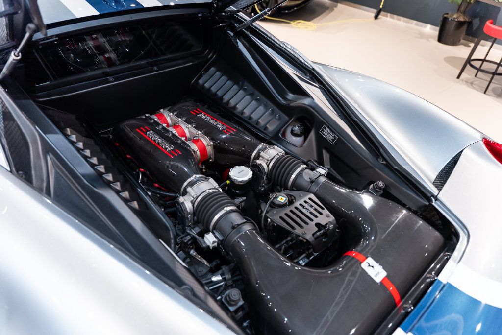 Used 2015 Ferrari 458 Speciale Coupe RWD image 17