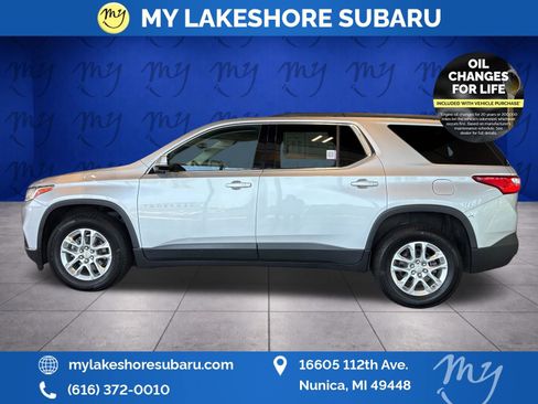 Used 2020 Chevrolet Traverse LT w/ Driver Confidence II Package AWD/4WD image 4