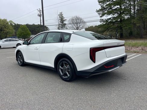 Used 2025 Kia K4 FWD image 7