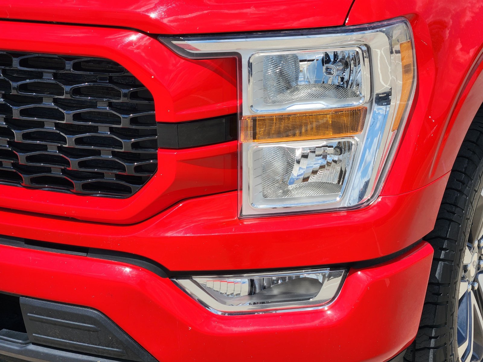 Used 2021 Ford F150 XL w/ STX Appearance Package RWD image 12