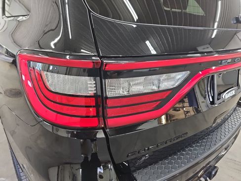 Used 2025 Dodge Durango GT AWD/4WD image 36