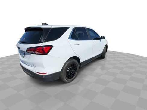 Certified 2024 Chevrolet Equinox LT w/ LPO, Floor Liner Package image 8