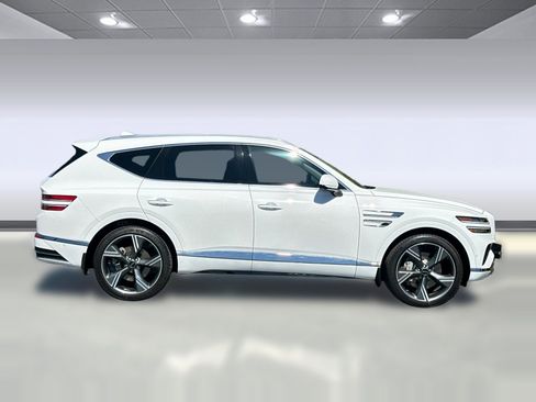 Used 2025 Genesis GV80 2.5T Prestige image 8
