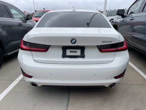 Used 2021 BMW 330i Sedan w/ Driving Assistance Package image 5