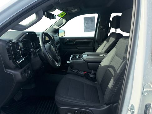 Used 2023 Chevrolet Silverado 1500 LT image 10