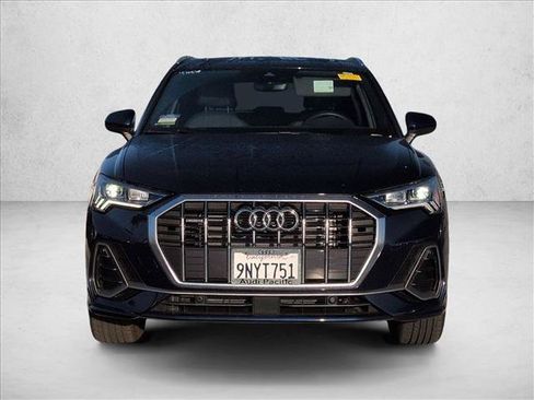 Used 2024 Audi Q3 2.0T Premium AWD/4WD image 2