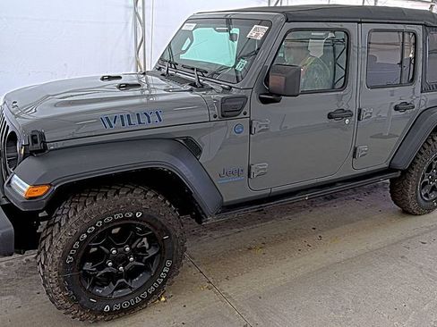 Used 2023 Jeep Wrangler Unlimited w/ Cold Weather Group AWD/4WD image 1