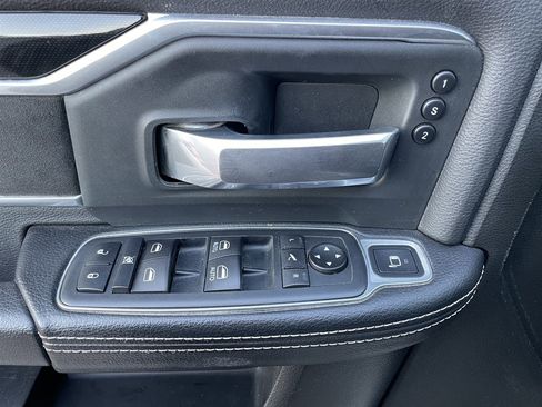 Used 2020 RAM 2500 Laramie w/ Night Edition image 34