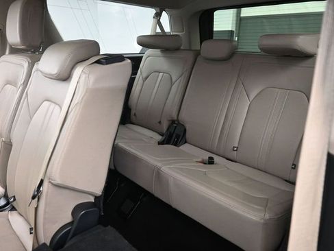 Used 2023 Ford Expedition Max Limited image 27