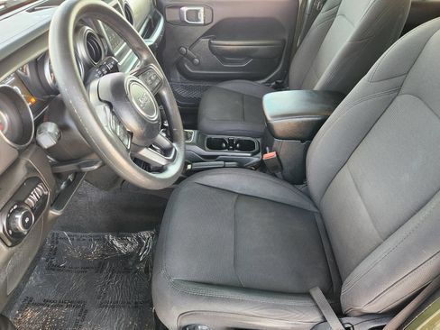 Used 2022 Jeep Wrangler Unlimited Sport AWD/4WD image 18