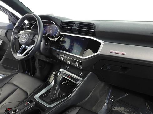 Used 2021 Audi Q3 2.0T Premium Plus w/ Premium Plus Package image 13
