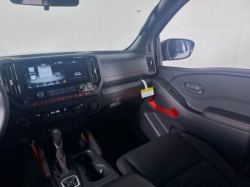 New 2026 Nissan Frontier PRO-4X w/ Pro-4x Convenience Package image 19