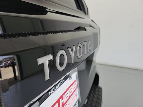 Used 2025 Toyota 4Runner Limited RWD image 8