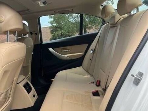 Used 2018 BMW 320i Sedan image 14