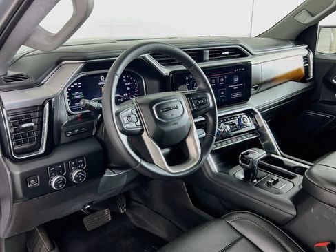 Used 2023 GMC Sierra 1500 Denali w/ Technology Package AWD/4WD image 35
