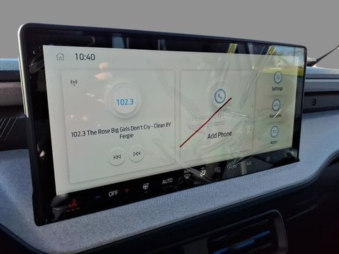 New 2025 Ford Maverick XLT w/ Equipment Group 301A image 22