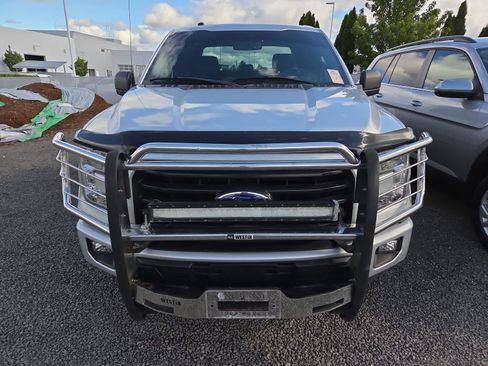 Used 2016 Ford F150 XLT w/ Equipment Group 301A Mid AWD/4WD image 5