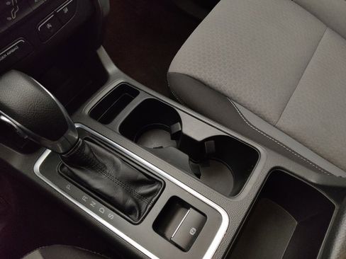 Used 2018 Ford Escape SE w/ SE Sync 3 Package FWD image 26