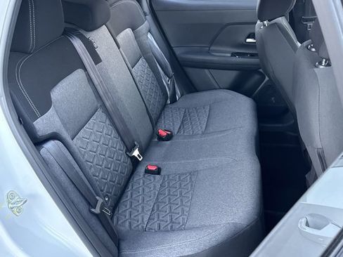 New 2025 Nissan Kicks SV image 11