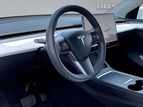 Used 2023 Tesla Model Y Long Range AWD/4WD image 14