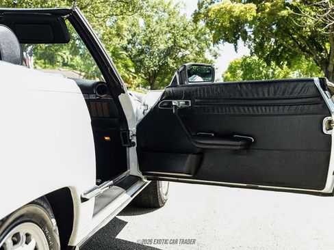 Used 1987 Mercedes-Benz 560 SL image 35