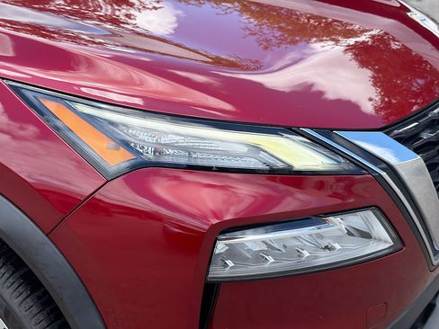 Used 2023 Nissan Rogue SV w/ SV Premium B Package image 34