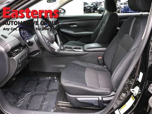 Used 2024 Nissan Sentra SV FWD image 14