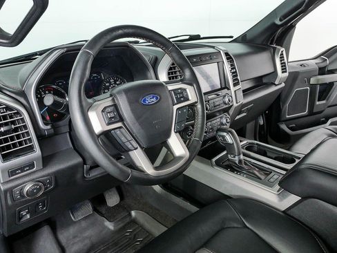 Used 2020 Ford F150 Platinum w/ Equipment Group 701A Luxury AWD/4WD image 4