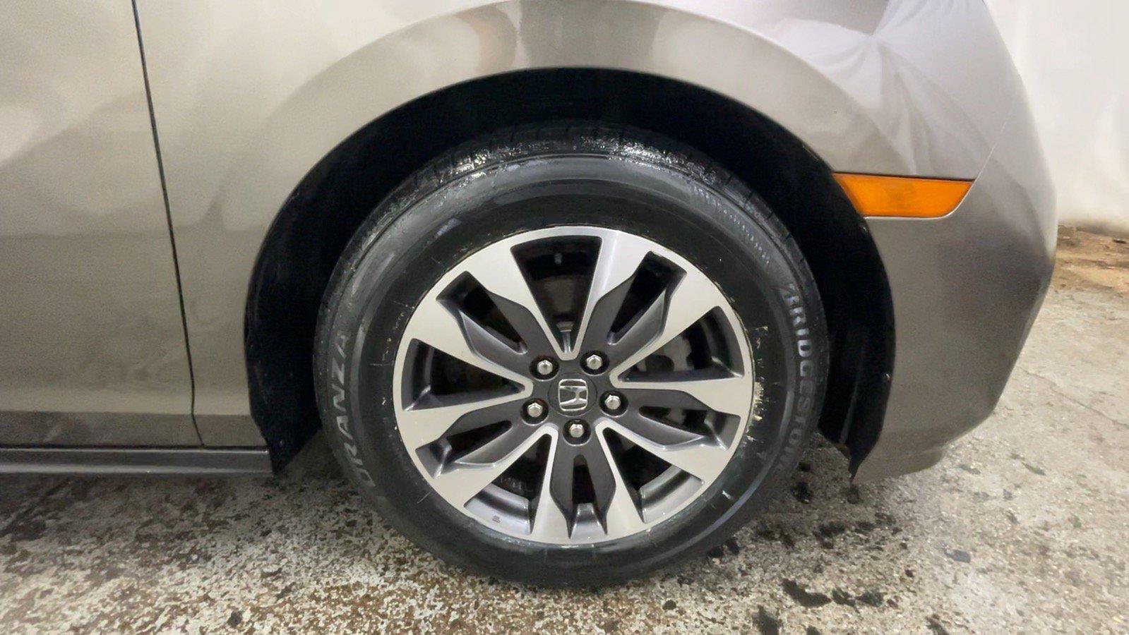 Used 2022 Honda Odyssey EX-L image 19