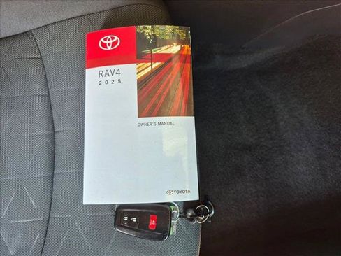 Certified 2025 Toyota RAV4 XLE AWD/4WD image 22