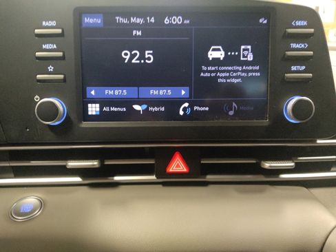Used 2023 Hyundai Elantra Blue FWD image 25