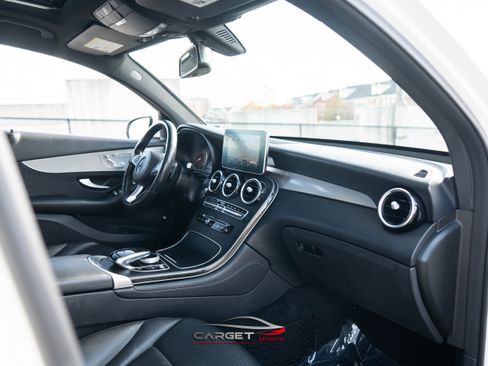 Used 2019 Mercedes-Benz GLC 300 4MATIC Coupe image 15