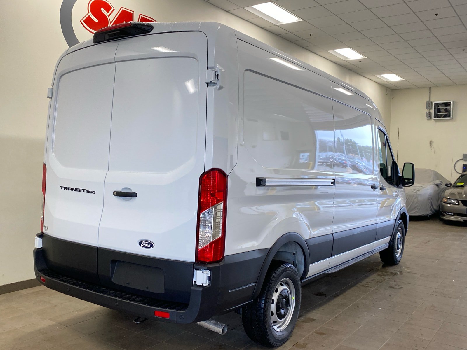 New 2026 Ford Transit 350 148 Medium Roof RWD image 8