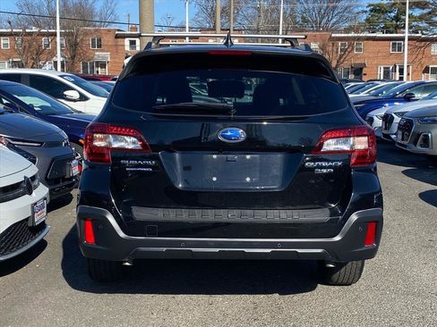 Used 2019 Subaru Outback 3.6R Touring w/ Popular Package #3A image 4