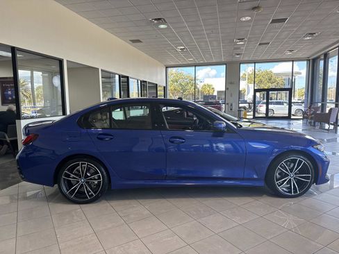 Used 2024 BMW 330e image 8