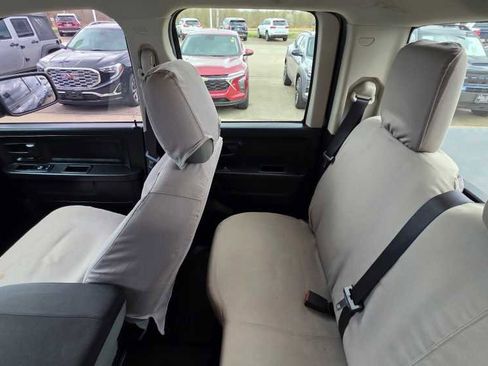 Used 2014 RAM 1500 Express image 19