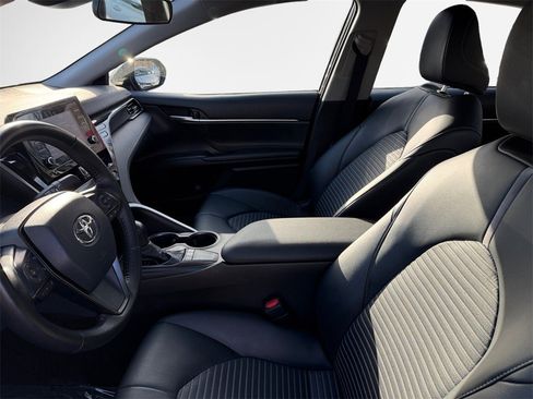 Certified 2023 Toyota Camry SE image 12