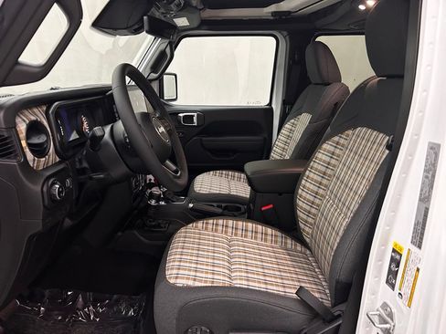 New 2026 Jeep Gladiator Sport AWD/4WD image 12