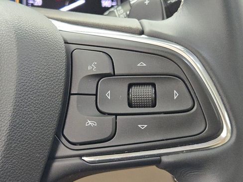 Used 2023 Buick Envision Avenir AWD/4WD image 35