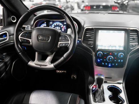 Used 2018 Jeep Grand Cherokee Trackhawk AWD/4WD image 13