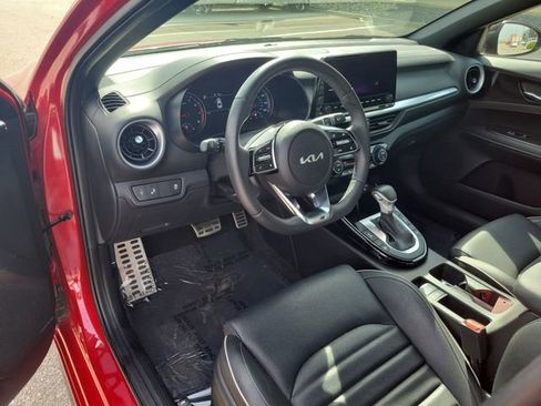 Used 2024 Kia Forte GT-Line w/ GT-Line Premium Package image 10