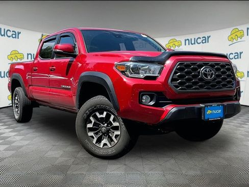 Used 2021 Toyota Tacoma TRD Off-Road w/ Technology Package AWD/4WD image 1