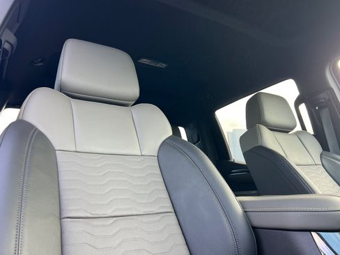 Certified 2024 Chevrolet Silverado 1500 ZR2 w/ Technology Package image 20