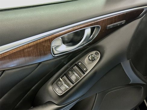 Used 2014 INFINITI Q50 Premium w/ Technology Package image 22