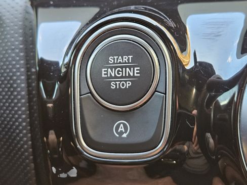 Certified 2023 Mercedes-Benz CLA 250 4MATIC image 34