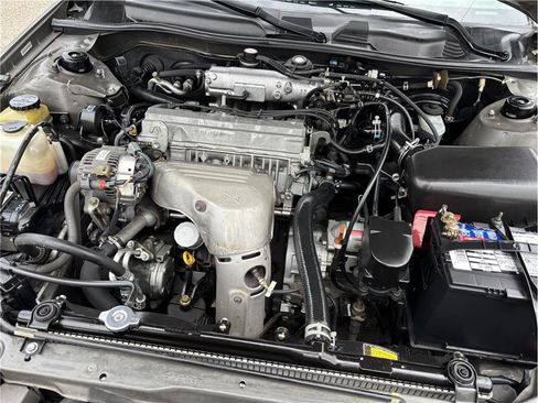 Used 1997 Toyota Camry LE image 12