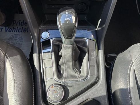 Used 2023 Volkswagen Taos SEL AWD/4WD image 27