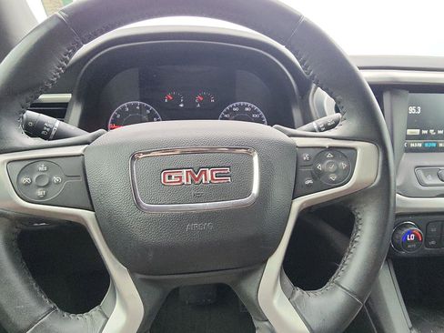 Used 2017 GMC Acadia SLE FWD image 12