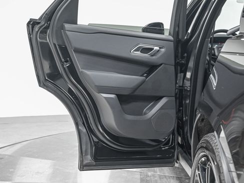 Used 2024 Land Rover Range Rover Velar Dynamic SE image 25