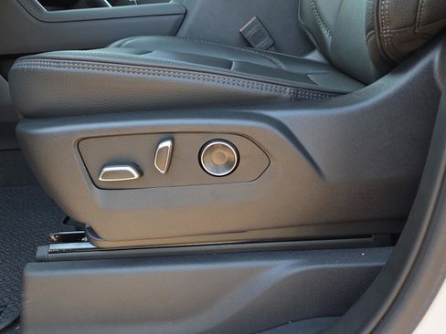 New 2025 GMC Sierra 2500 Denali w/ Technology Package image 24